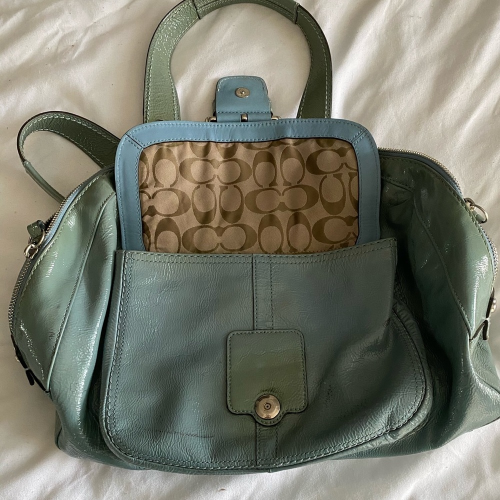 COACH | Authentic Handbag - Picture 9 of 10